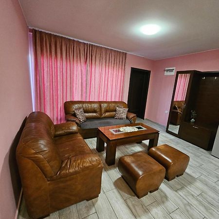 Апартамент България Със Свободна Зона За Паркиране Veliko Tarnovo Ngoại thất bức ảnh