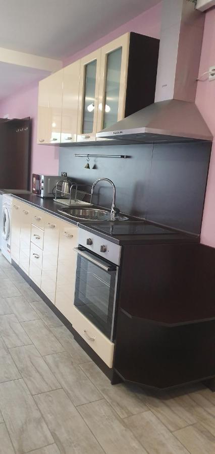Апартамент България Със Свободна Зона За Паркиране Veliko Tarnovo Ngoại thất bức ảnh
