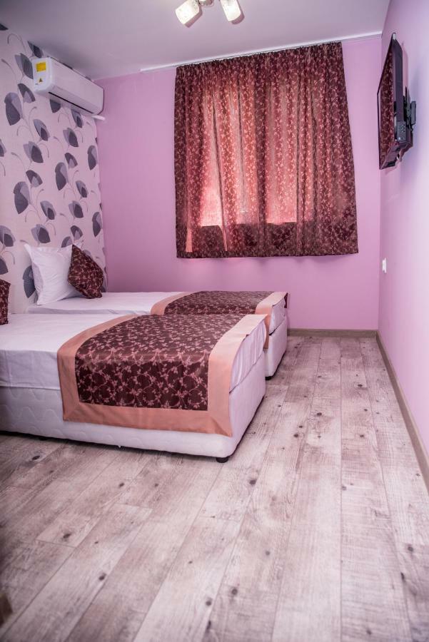 Апартамент България Със Свободна Зона За Паркиране Veliko Tarnovo Ngoại thất bức ảnh